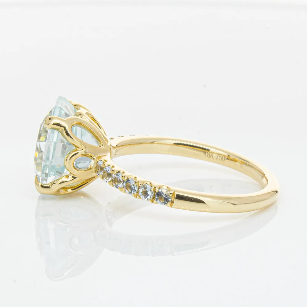 18ct Yellow Gold Aquamarine Octavus Ring