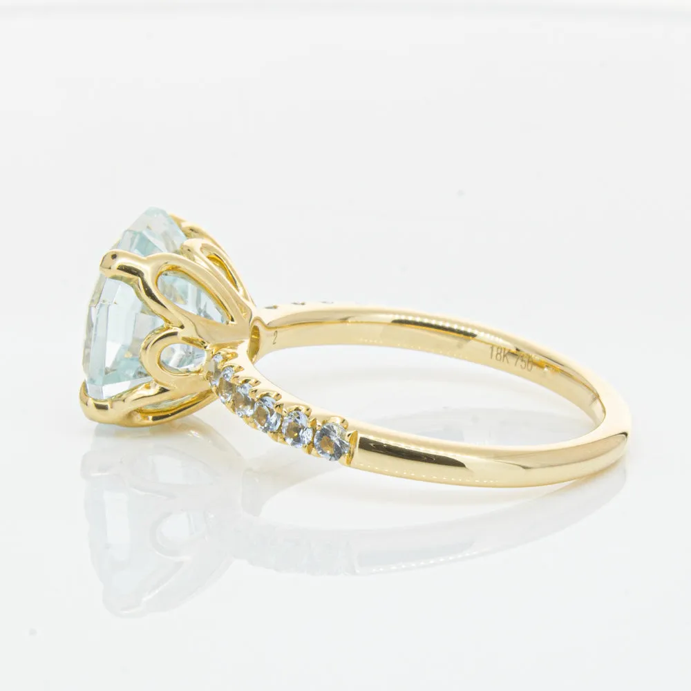 18ct Yellow Gold Aquamarine Octavus Ring