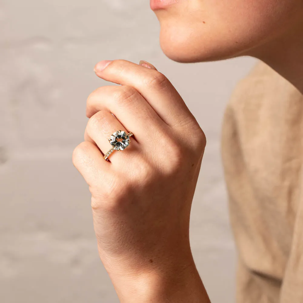 18ct Yellow Gold Aquamarine Octavus Ring