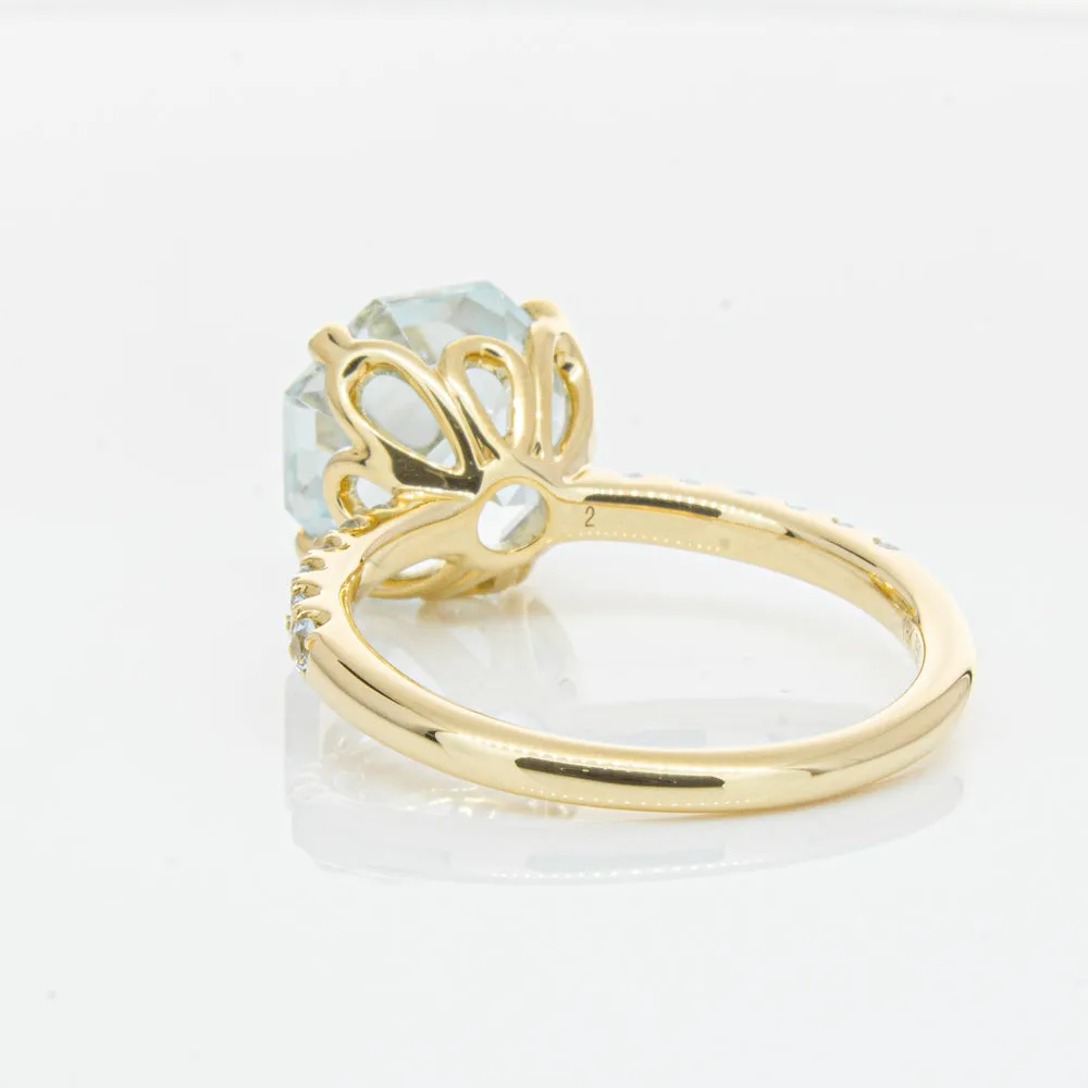 18ct Yellow Gold Aquamarine Octavus Ring