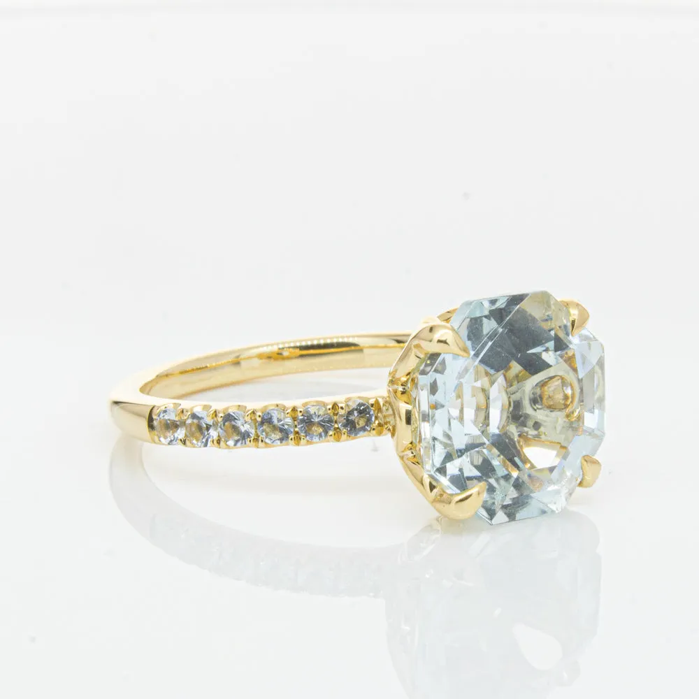 18ct Yellow Gold Aquamarine Octavus Ring