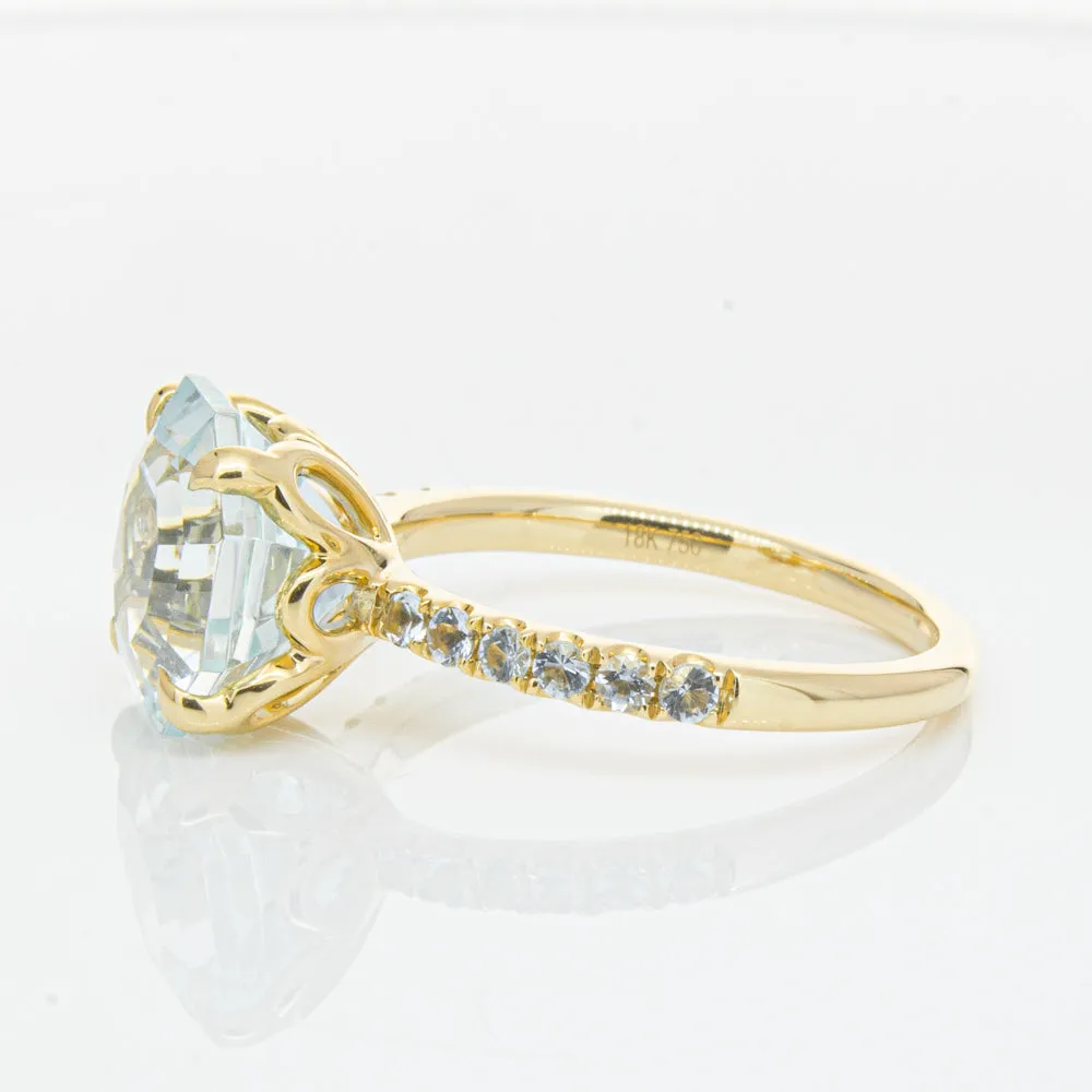 18ct Yellow Gold Aquamarine Octavus Ring