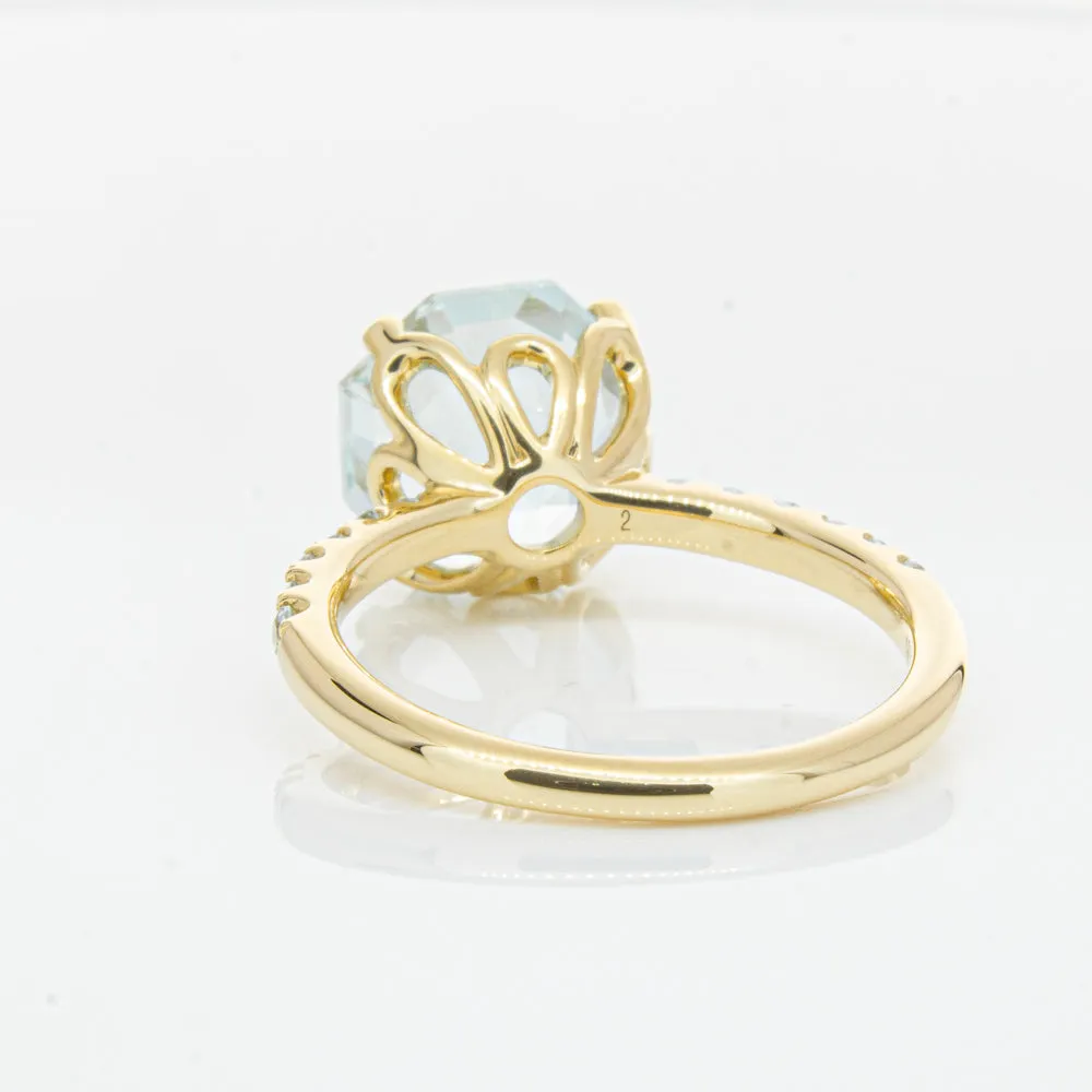 18ct Yellow Gold Aquamarine Octavus Ring