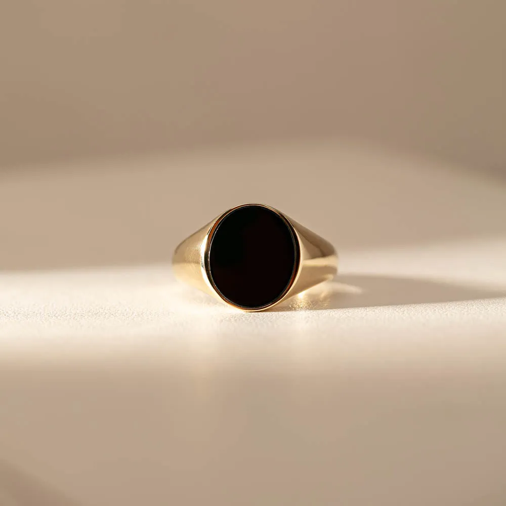 9ct Yellow Gold Oval Onyx Signet Ring