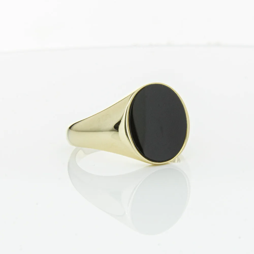 9ct Yellow Gold Oval Onyx Signet Ring