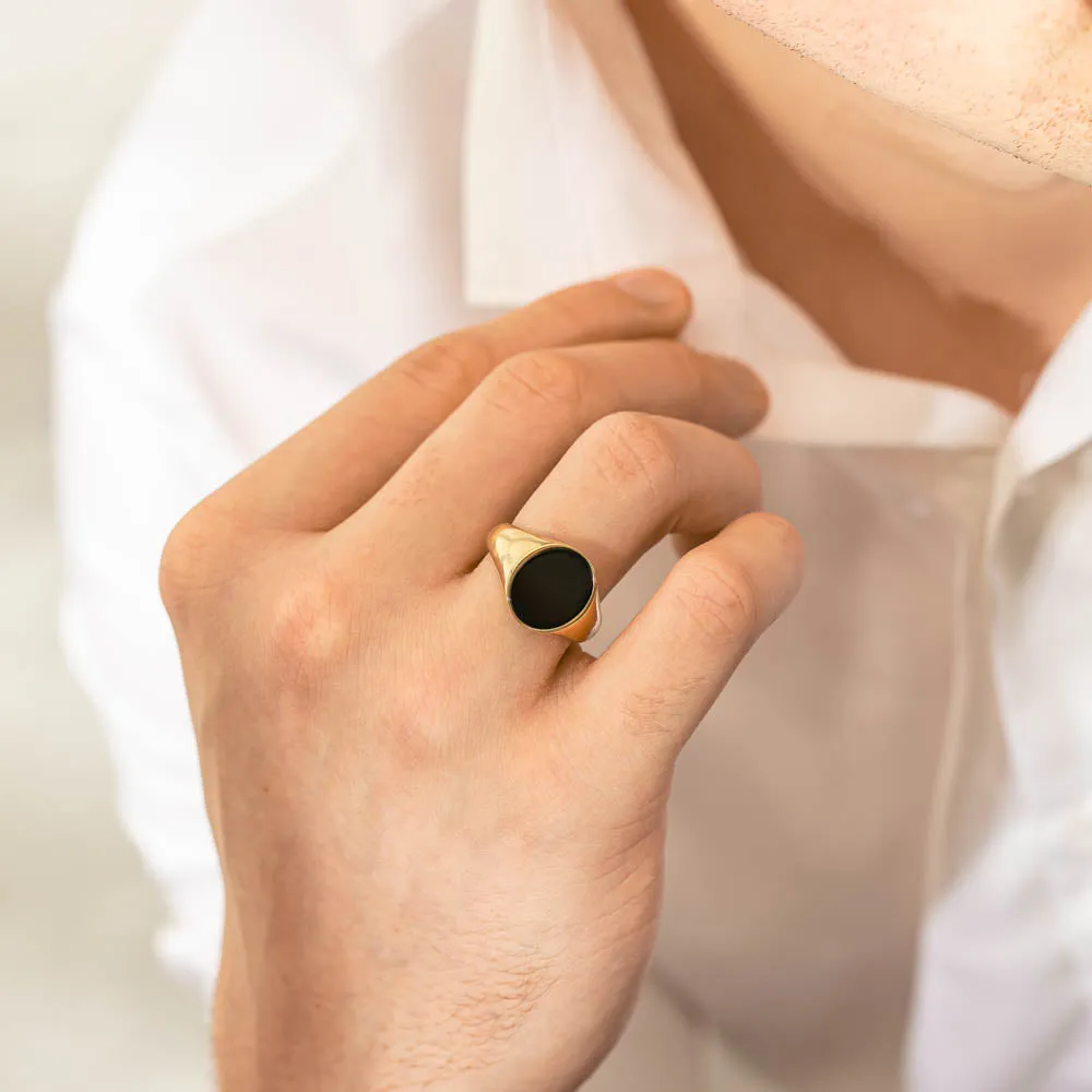 9ct Yellow Gold Oval Onyx Signet Ring