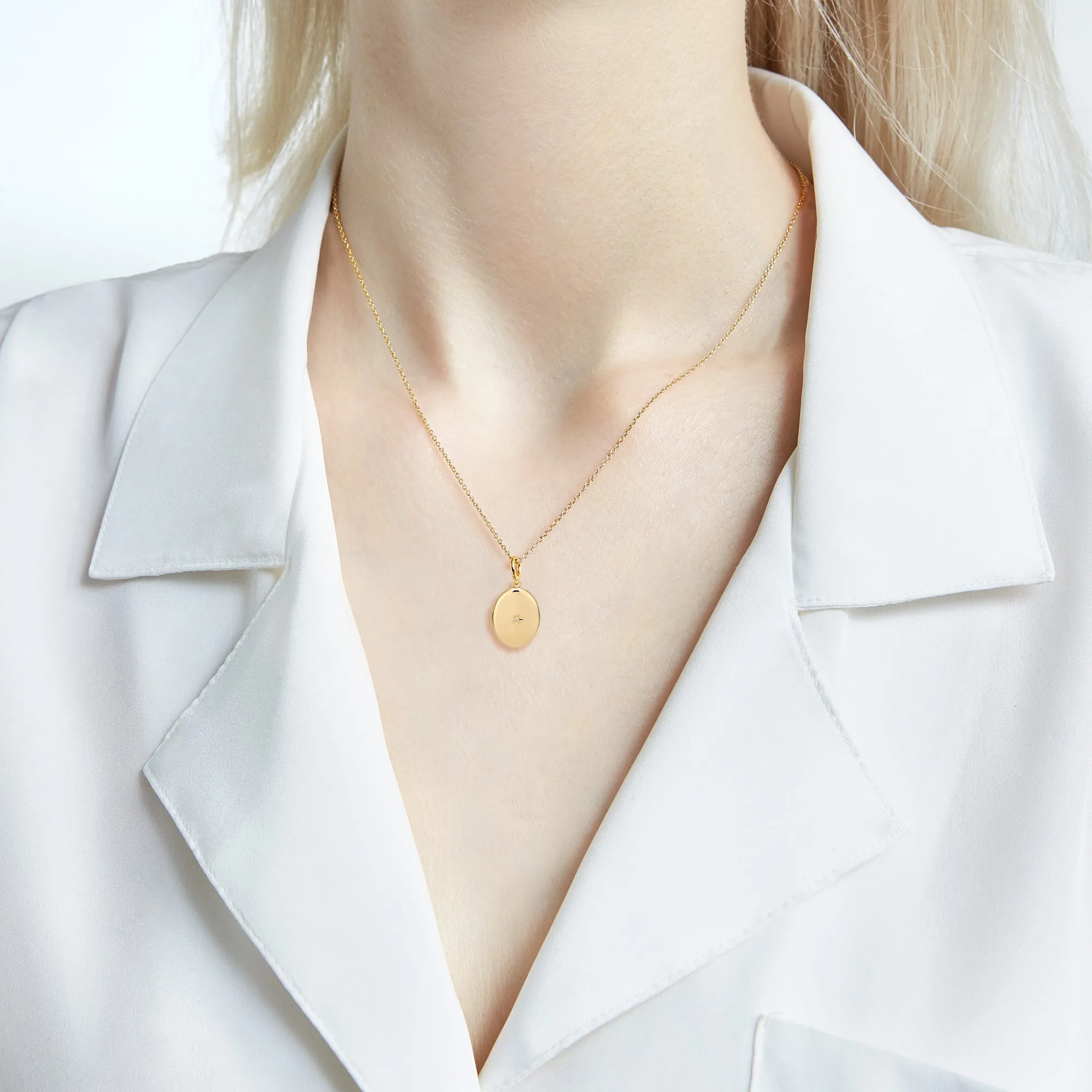 ALANA SMALL OVAL DIAMOND LOCKET