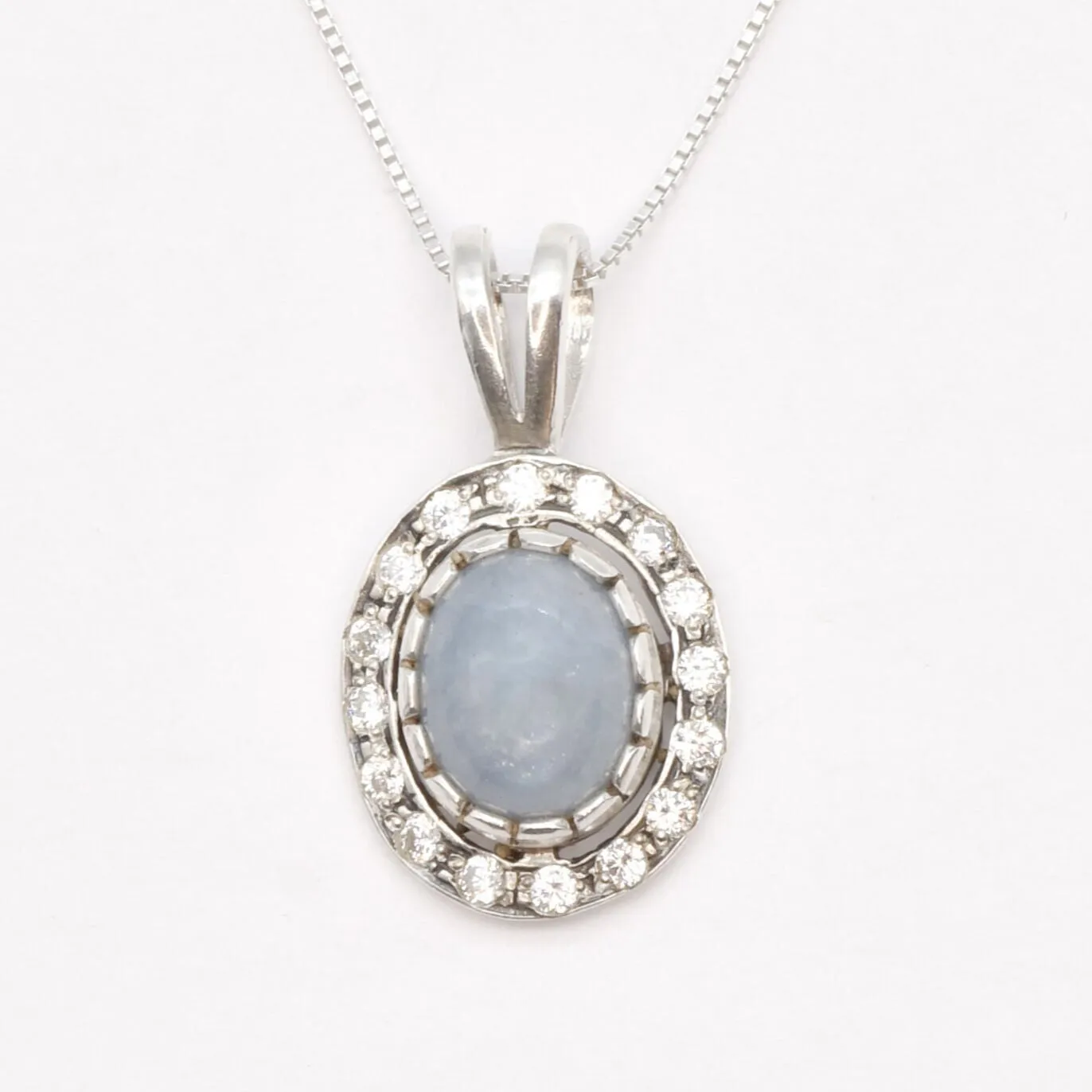 Aquamarine Pendant - Blue Oval Necklace - Classic Vintage Necklace