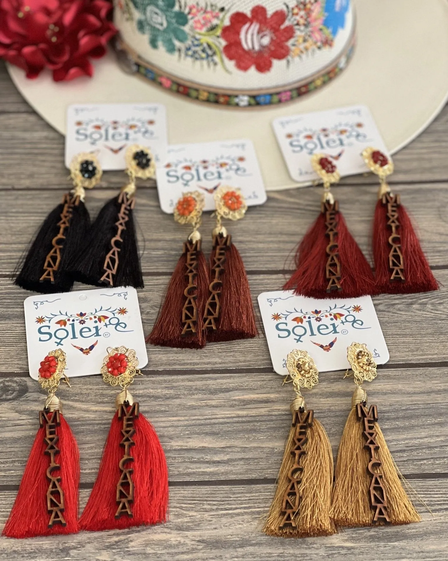 Aretes Floral Mexicana.