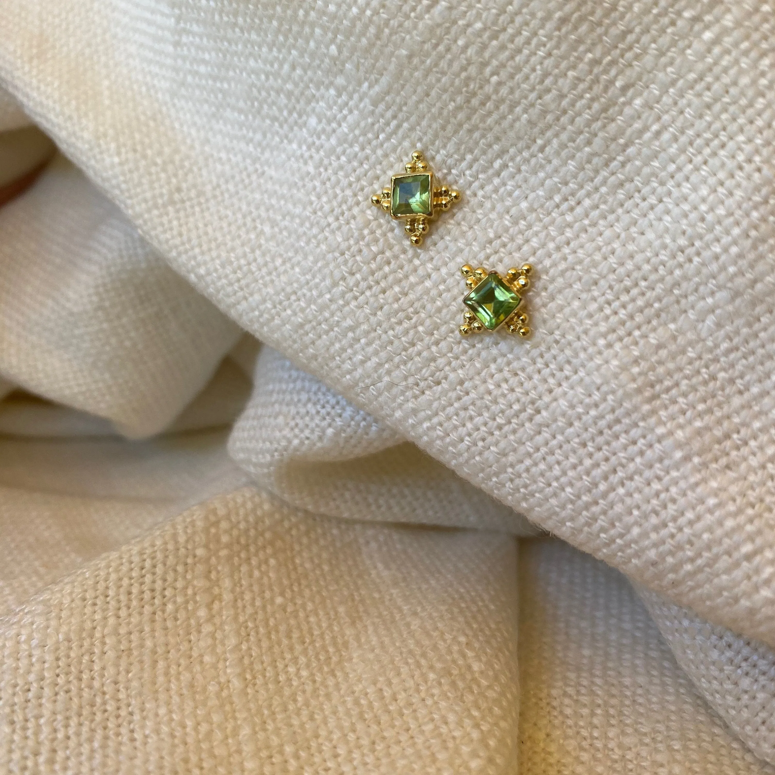 Ariella Peridot Gold Stud Earrings