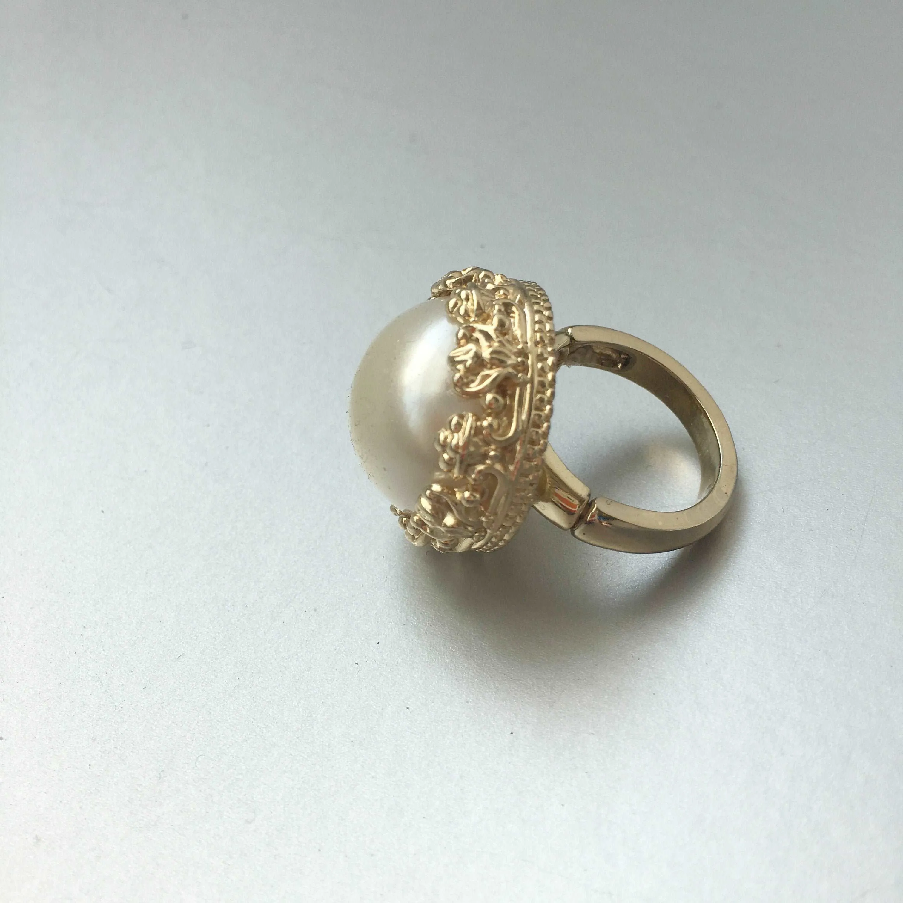 Big Pearl Bead Cocktail Ring - Classic Elegance with a Contemporary Twist