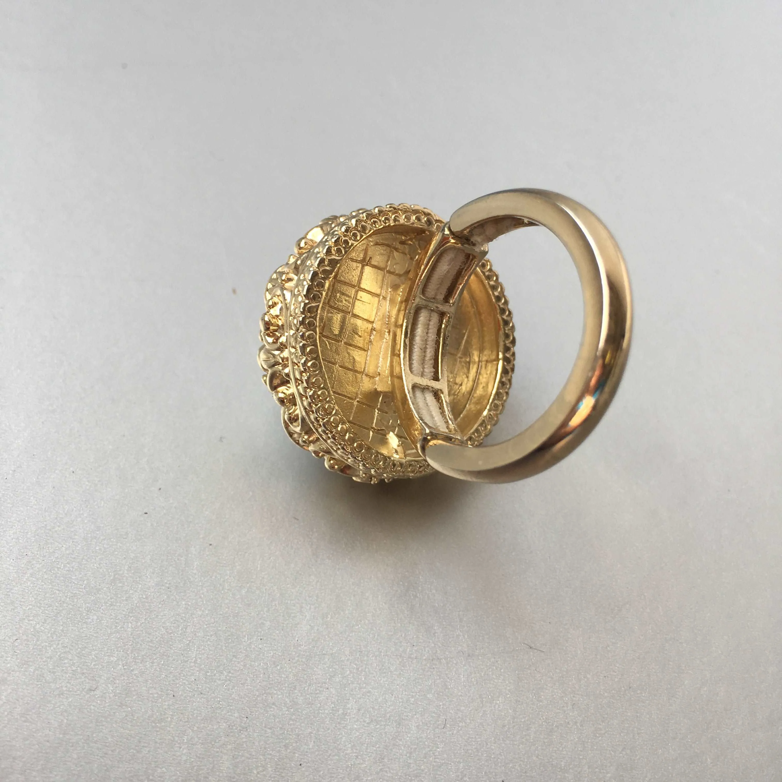 Big Pearl Bead Cocktail Ring - Classic Elegance with a Contemporary Twist