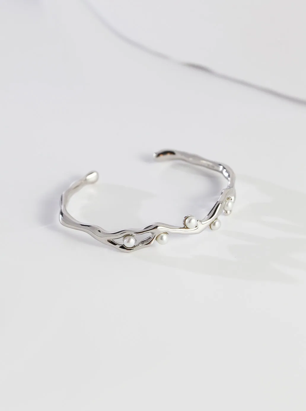 Enchanting Cloud and Moon: S925 Silver Natural Pearl Bracelet