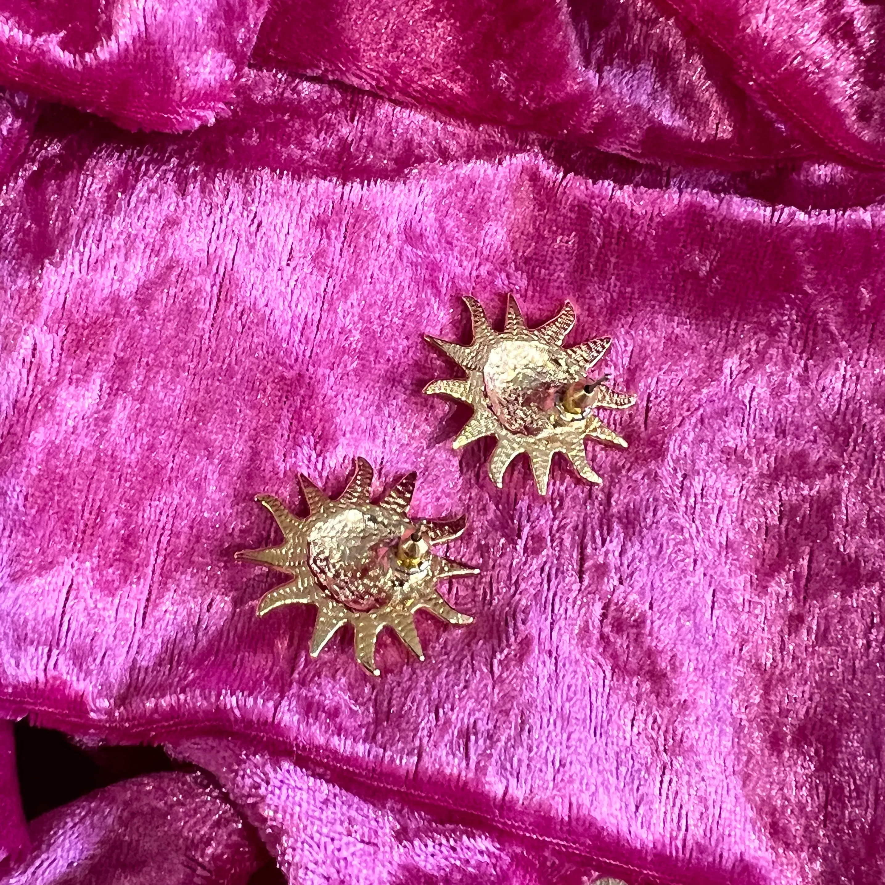 Gold Sun Face Starburst Pierced Stud Earring