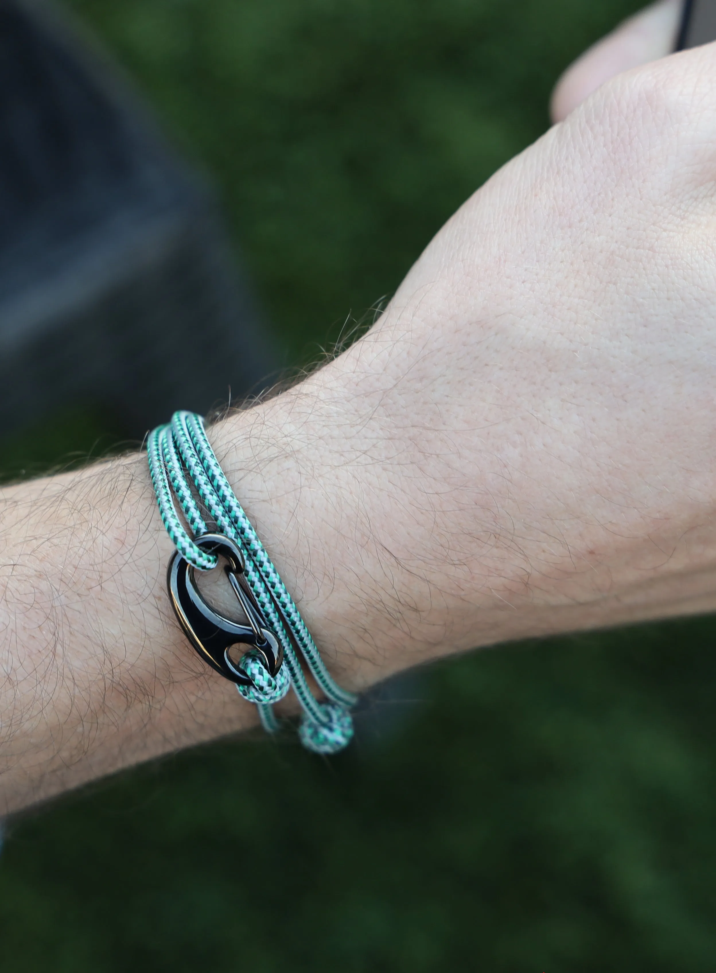 Green   Gray Tactical Cord Bracelet for Men (Black Clasp - 29K)