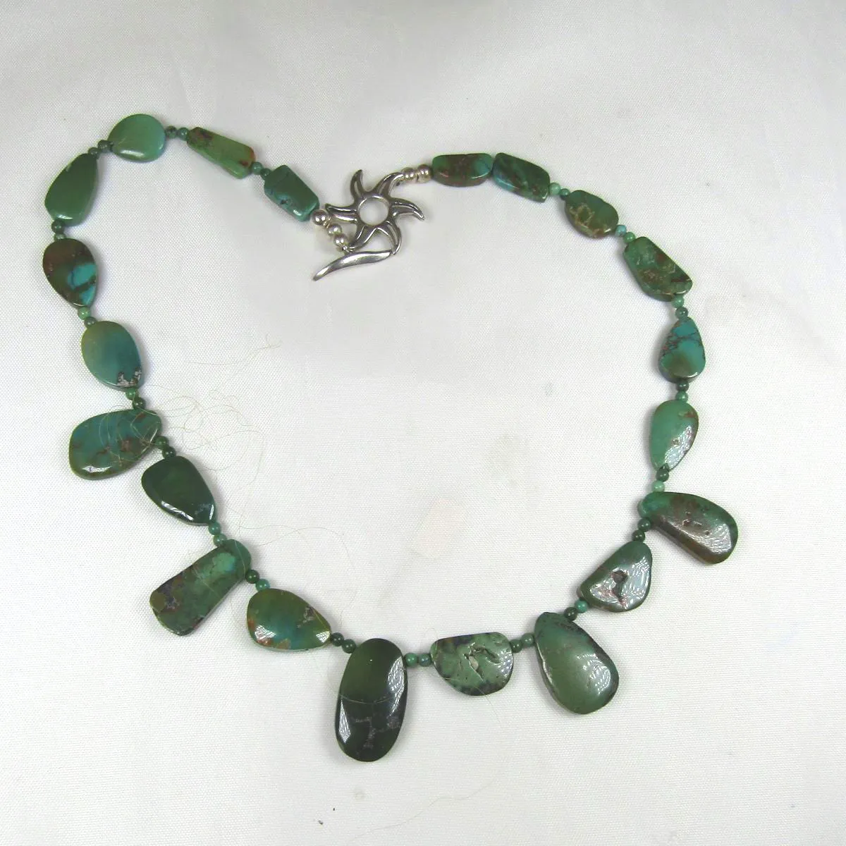 Handcrafted Turquoise Designer Cut Bead Necklace
