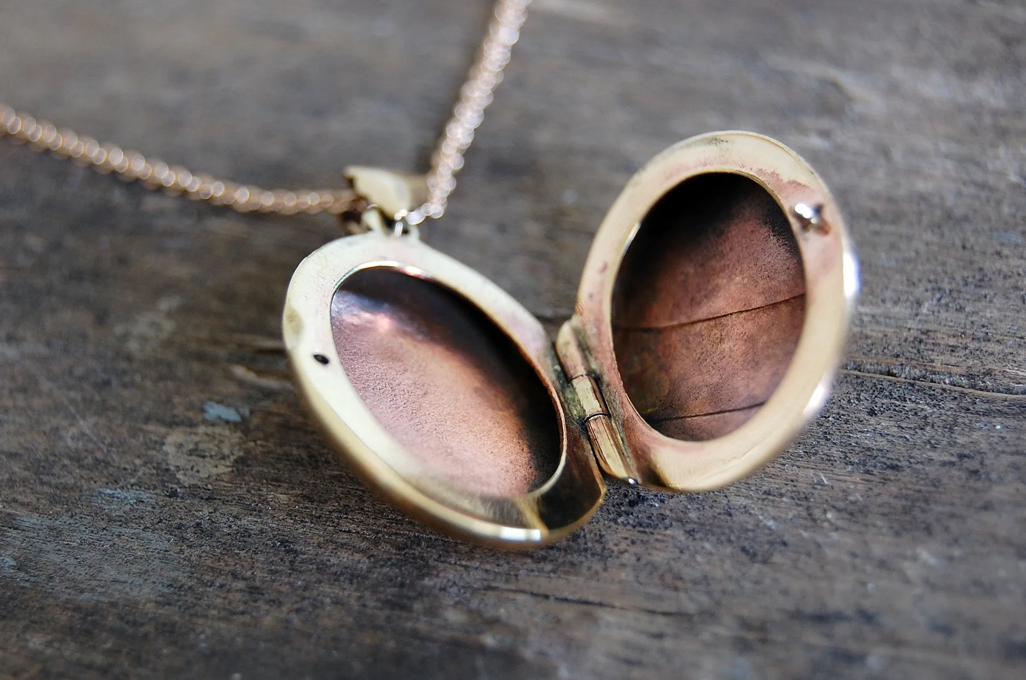 'locket' necklace | bronze