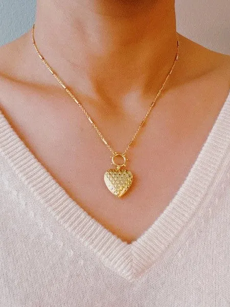 Patterned Heart Open Locket Necklace