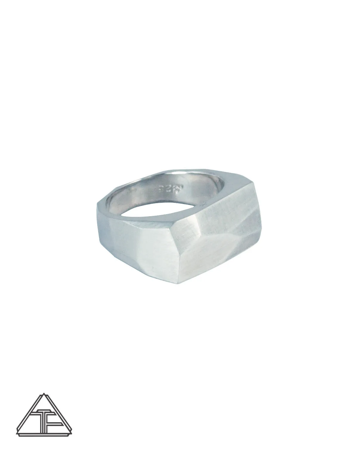Prism Lattice: Matte Signet Ring Size: 6.25
