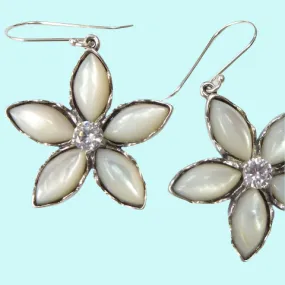 Romantic Earrings for women / floral earrings / dangle handmade jewelry
