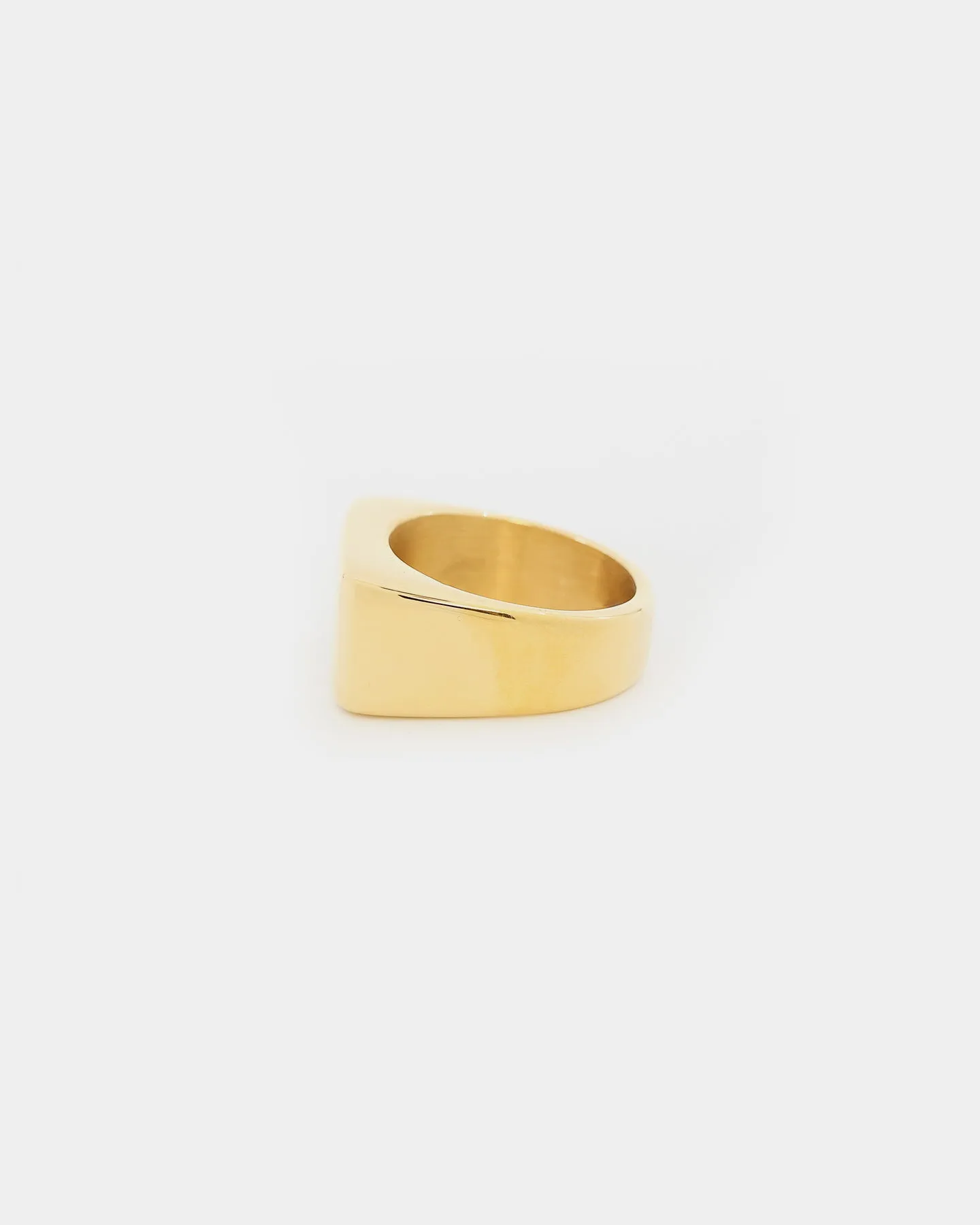 Saint Morta Signet Ring Gold