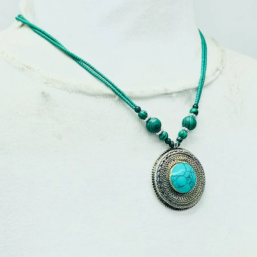 Turquoise Beaded Light Weight Pendant Necklace