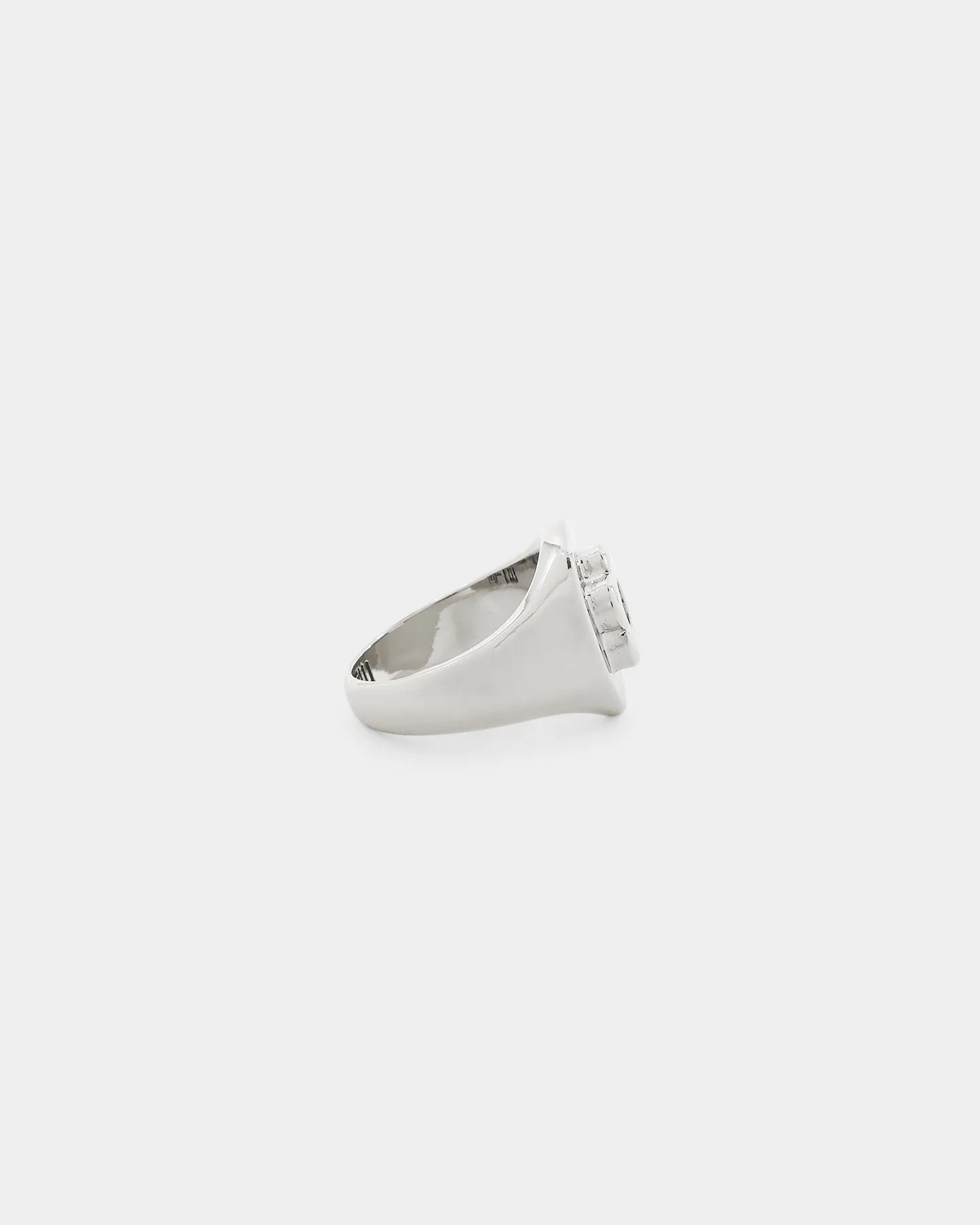 Wild For The Weekend Flower Power Signet Ring (Medium) Silver